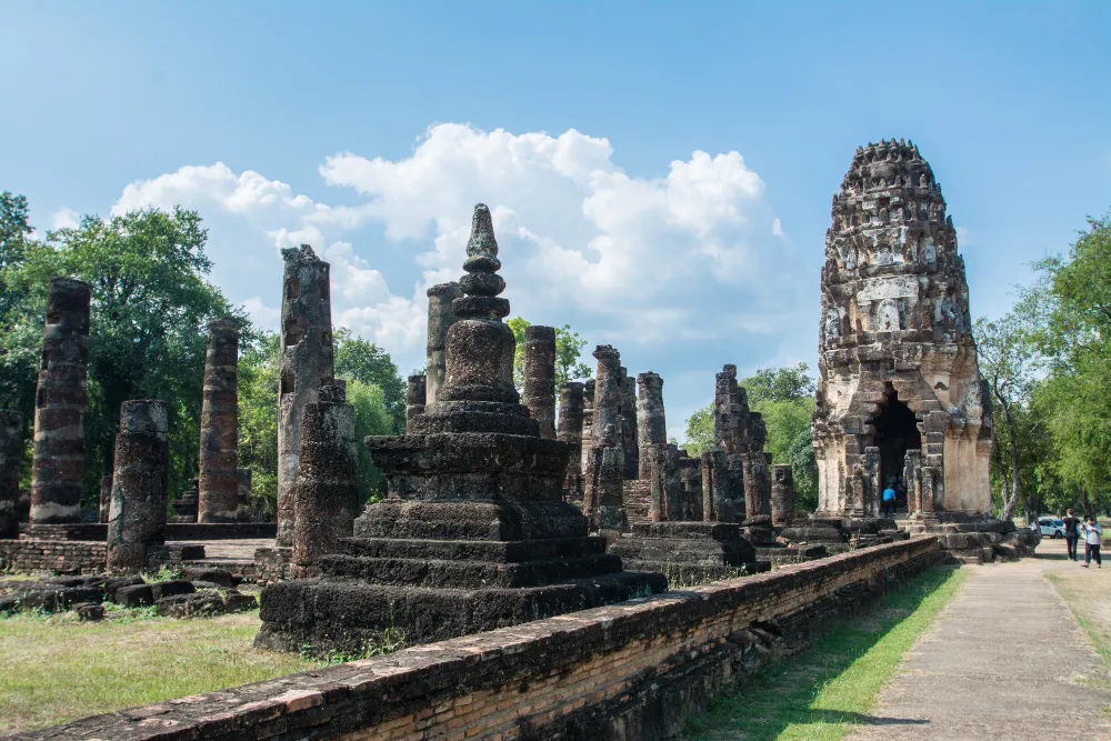 40 ที่เที่ยวสุโขทัย วัด ธรรมชาติและในเมืองน่าไป